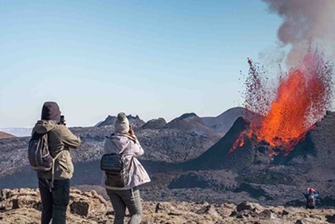 冰岛活火山岩浆带徒步一日游