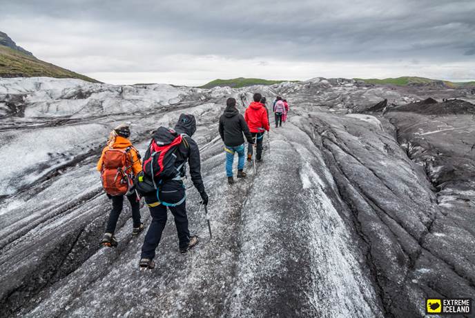 冰岛冰川徒步团
