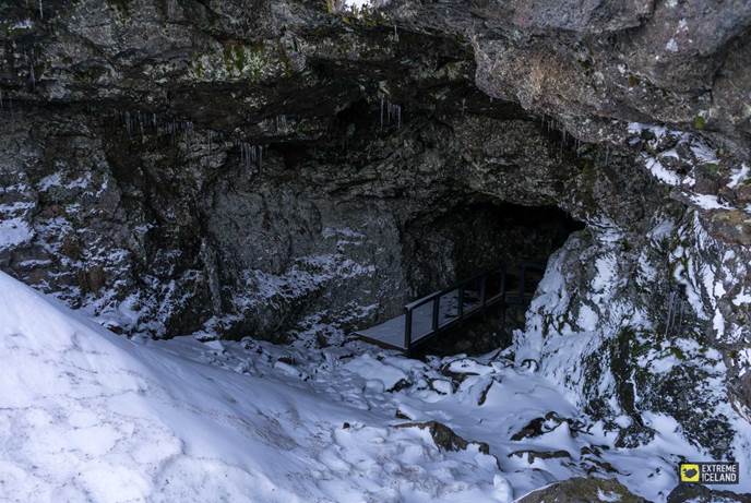 瓦汀舍利尔洞穴