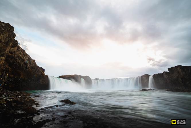 冰岛北部 - 众神瀑布