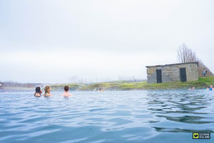 冰岛黄金圈附近秘密温泉也是冰岛本地人最爱的天然温泉