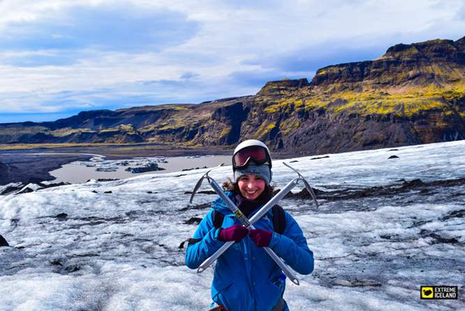 来冰岛怎么能不试试冰川徒步呢？
