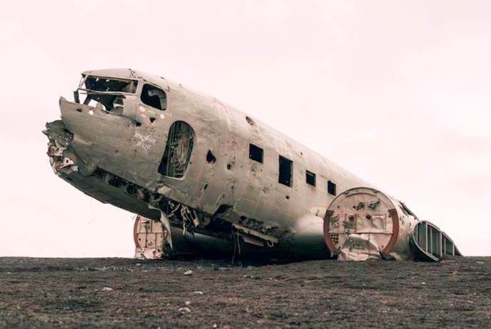 冰岛美军飞机残骸