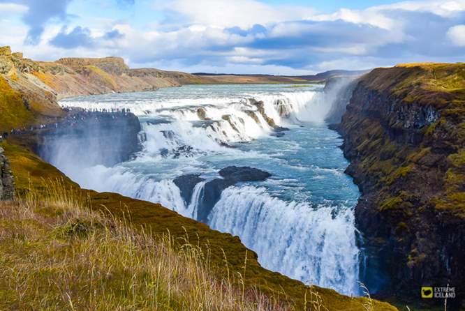 冰岛最著名景点路线黄金圈的黄金瀑布