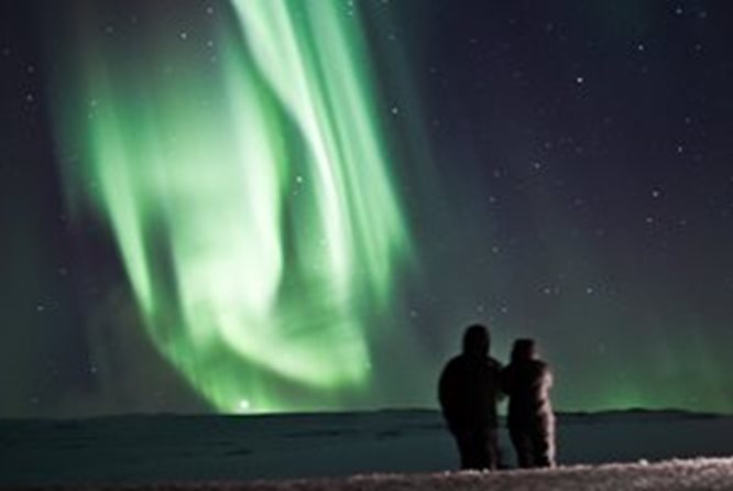 极光团（从阿库雷里出发） - 冰岛北部