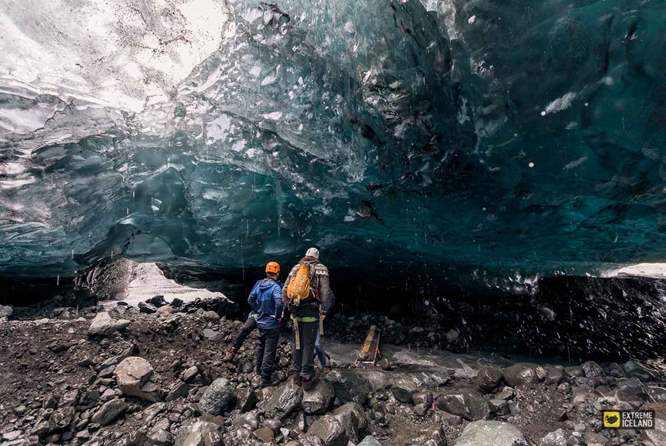 冰岛瓦特纳蓝冰洞的神奇