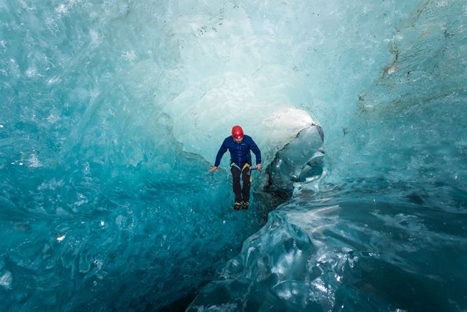杰古沙龙冰湖、黄金圈与蓝冰洞探秘 – 3日团