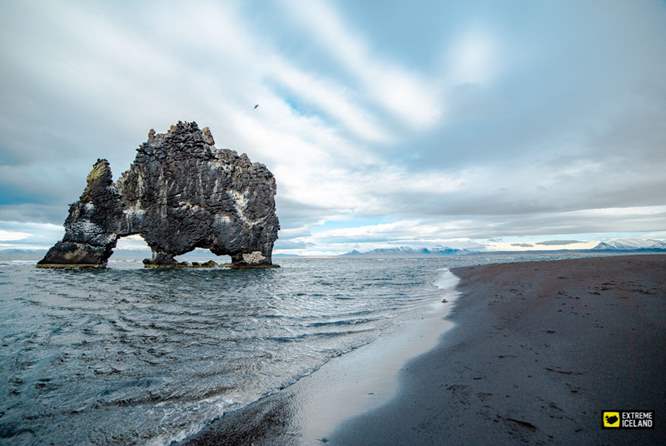 冰岛北部犀牛石