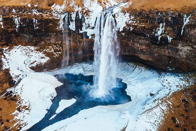 冰岛南岸塞里雅兰瀑布
