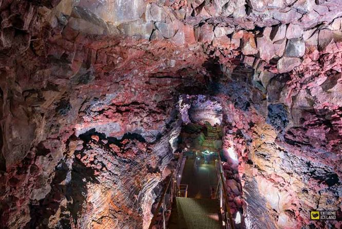 火山山脉 – Raufarholshellir熔岩隧道大探险