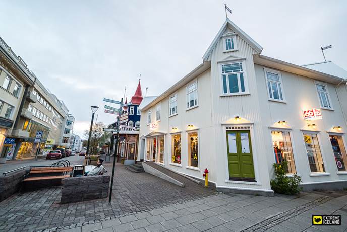 冰岛北部阿克雷里商业街