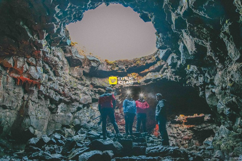 冰岛岩浆隧道
