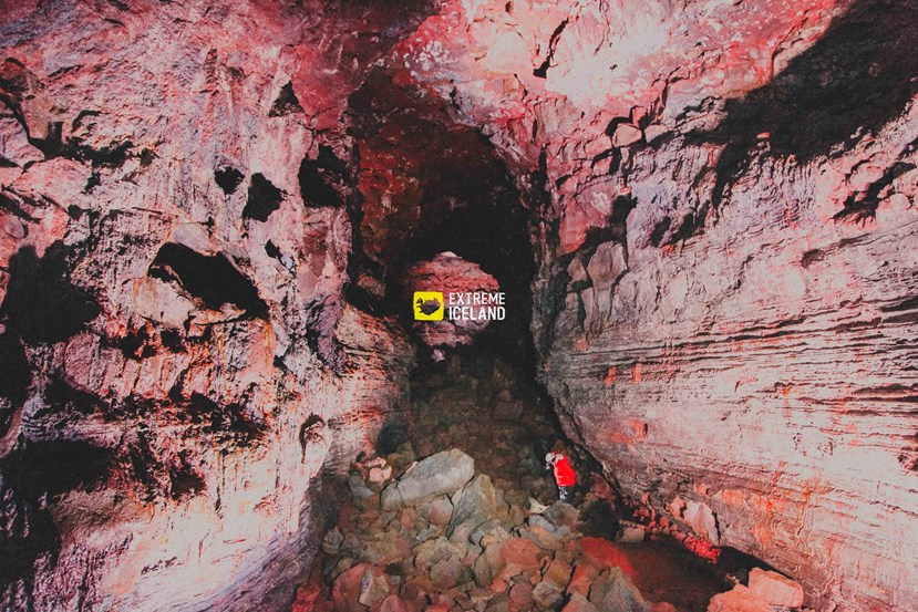 冰岛岩浆隧道